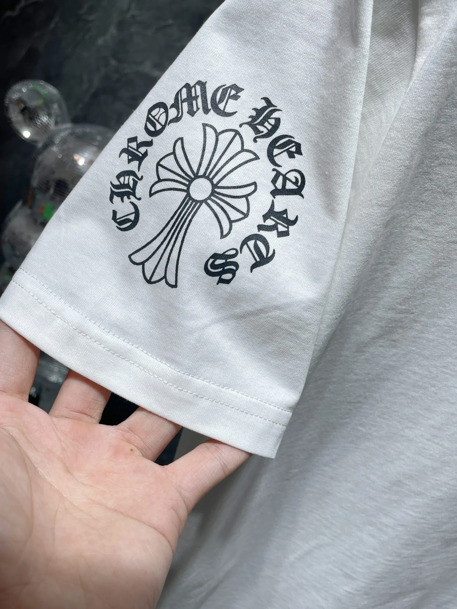 P140 New for summer Chrome Hearts 25ss 260g~270g High gram weight, environmentally friendly and high-quality top-grade fabrics, Crow letter collar, large long cross flower arm short sleeves, imported glue printing and dyeing, counter synchronization, 1:1 replica version, recommended color: black, white, code number: S, M, L, XL